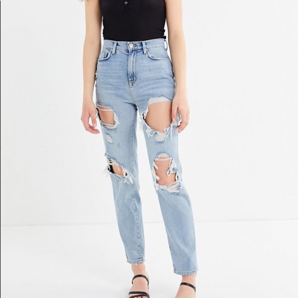 Urban Outfitters BDG High-Rise Mom Jean